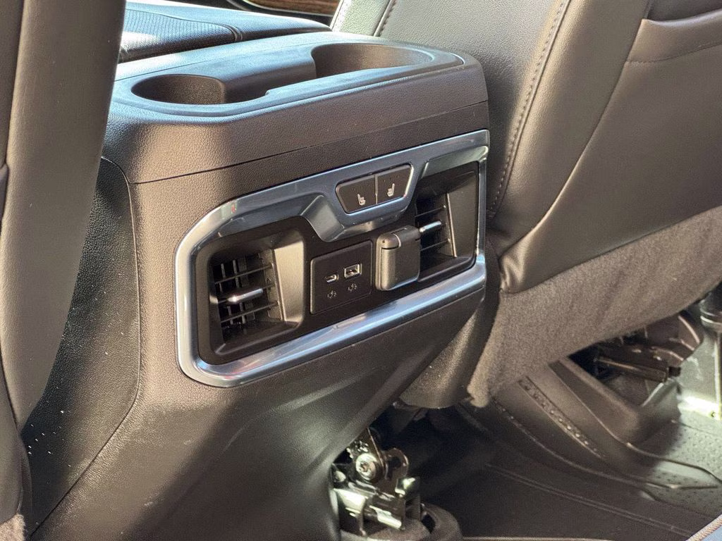 2023 Silver Ice Metallic Chevrolet Silverado 2500HD High Country 4X4 Truck