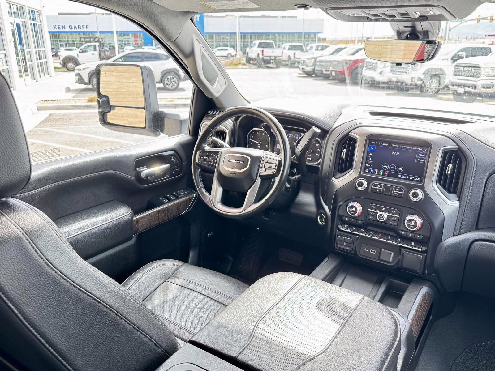 2023 Quicksilver Metallic GMC Sierra 2500HD Denali 4X4 Truck