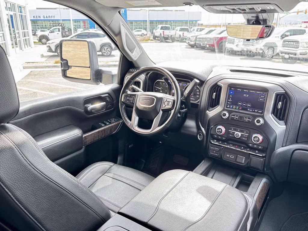 2023 Quicksilver Metallic GMC Sierra 2500HD Denali 4X4 Truck