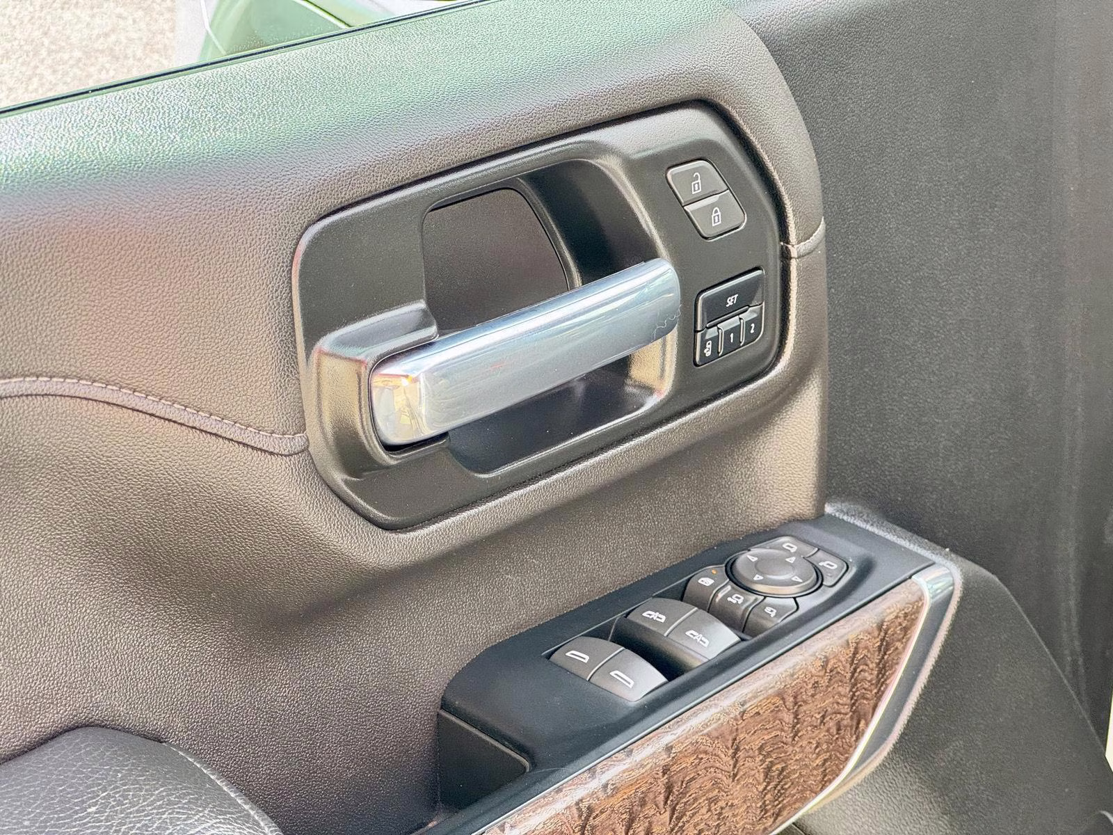 2023 Quicksilver Metallic GMC Sierra 2500HD Denali 4X4 Truck