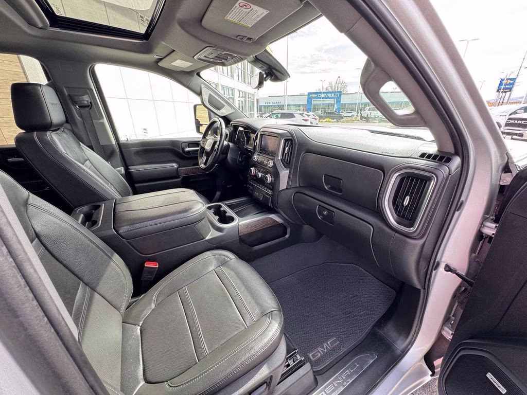 2023 Quicksilver Metallic GMC Sierra 2500HD Denali 4X4 Truck