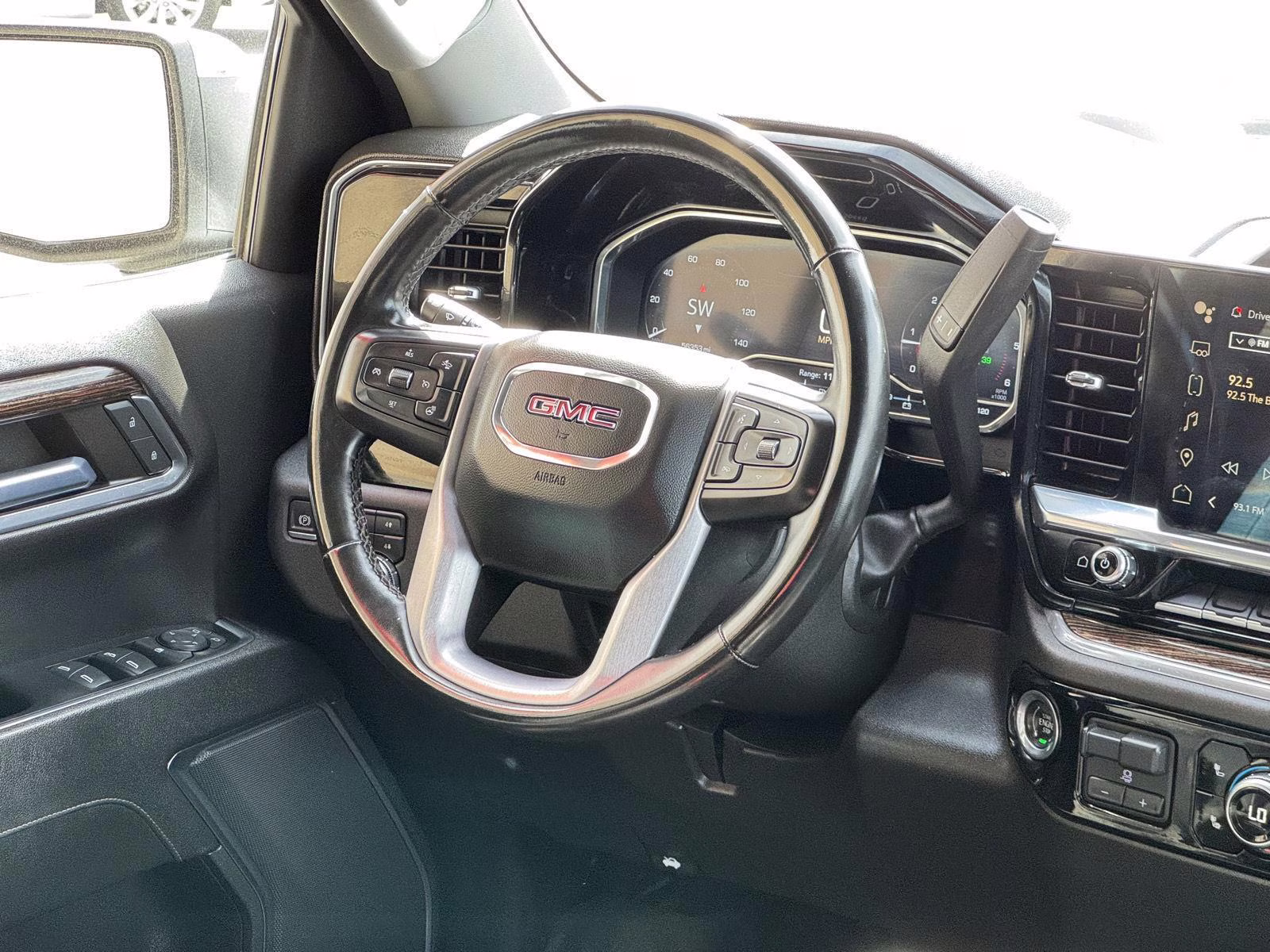 2023 Summit White GMC Sierra 1500 SLE 4X4 Truck