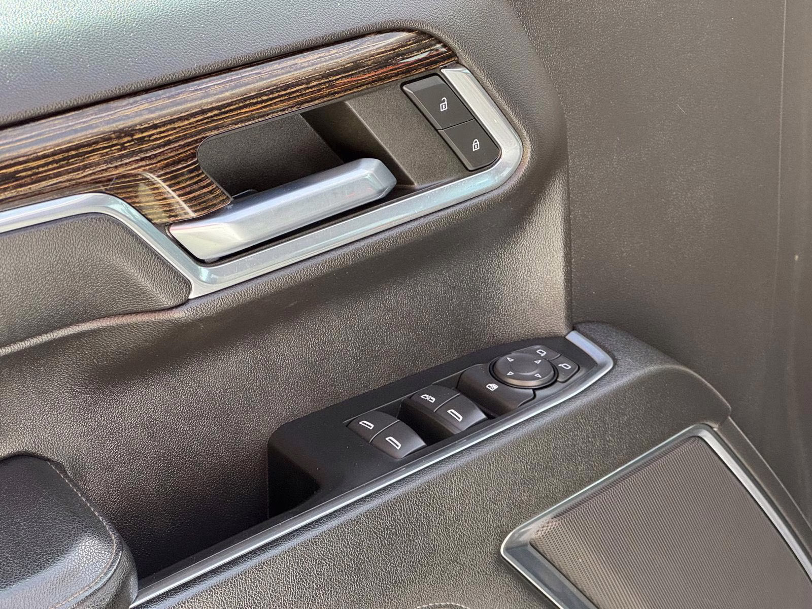 2023 Summit White GMC Sierra 1500 SLE 4X4 Truck