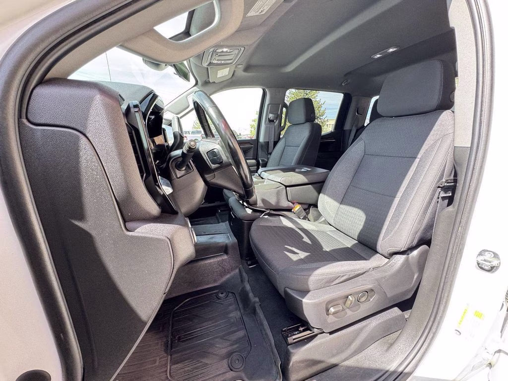 2023 Summit White GMC Sierra 1500 SLE 4X4 Truck
