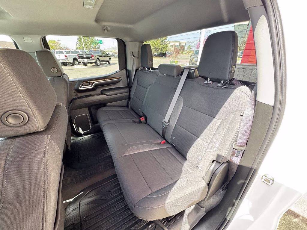 2023 Summit White GMC Sierra 1500 SLE 4X4 Truck