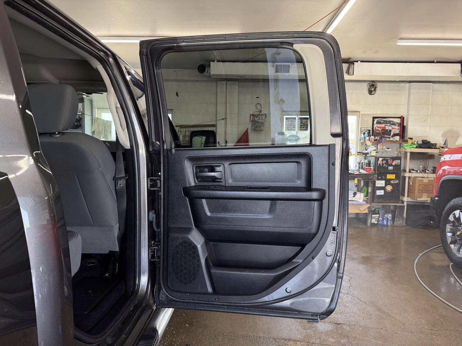 2014 Granite Crystal Metallic Clearcoat Ram 1500 Express 4X4 Truck