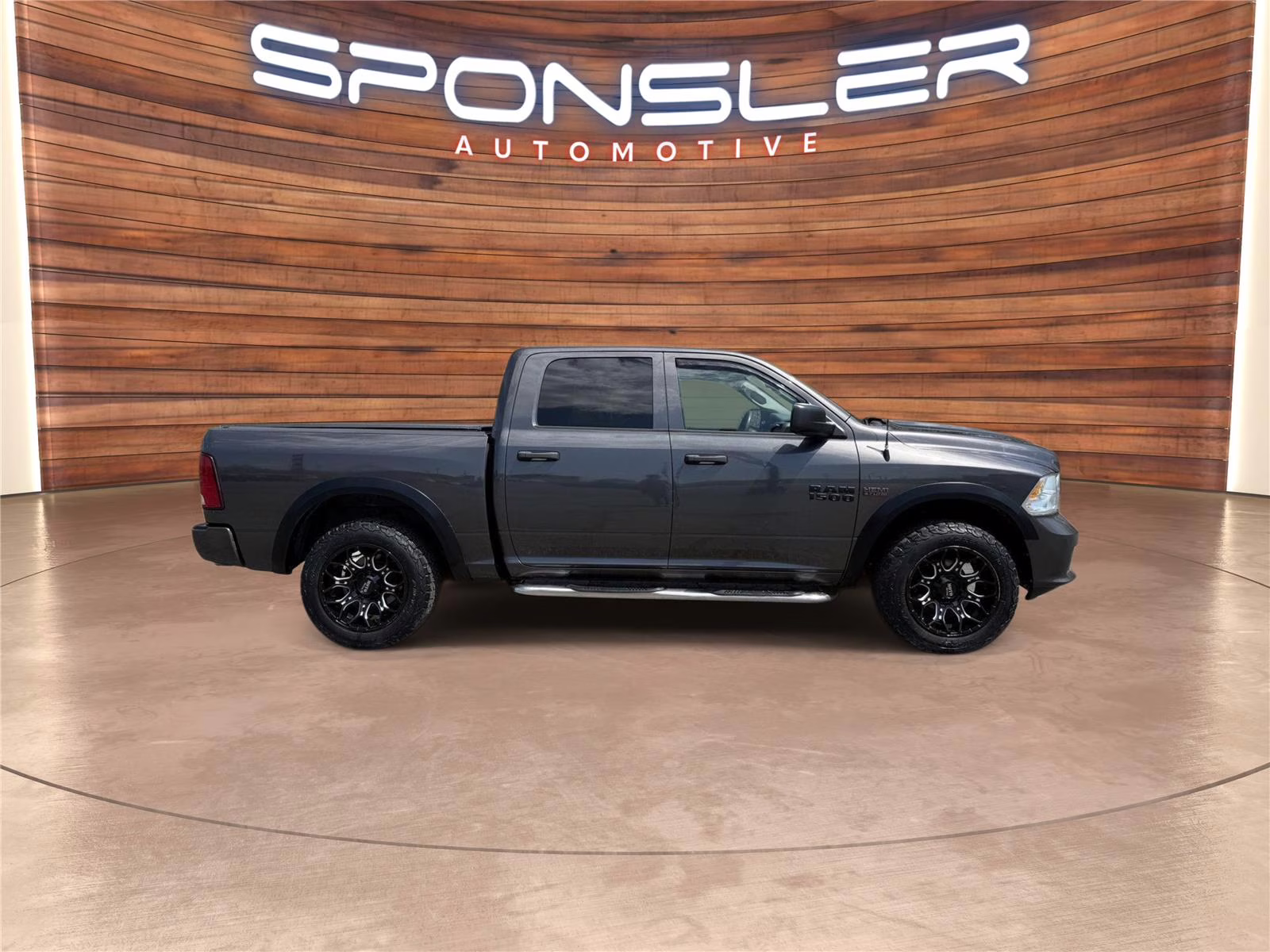 2014 Granite Crystal Metallic Clearcoat Ram 1500 Express 4X4 Truck