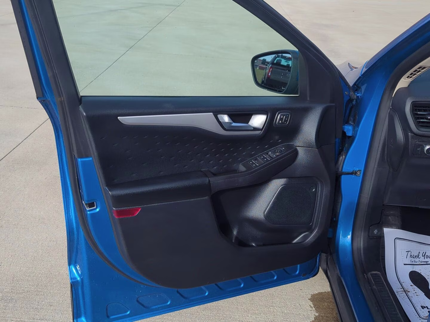 2020 Velocity Blue Ford Escape SEL FWD SUV