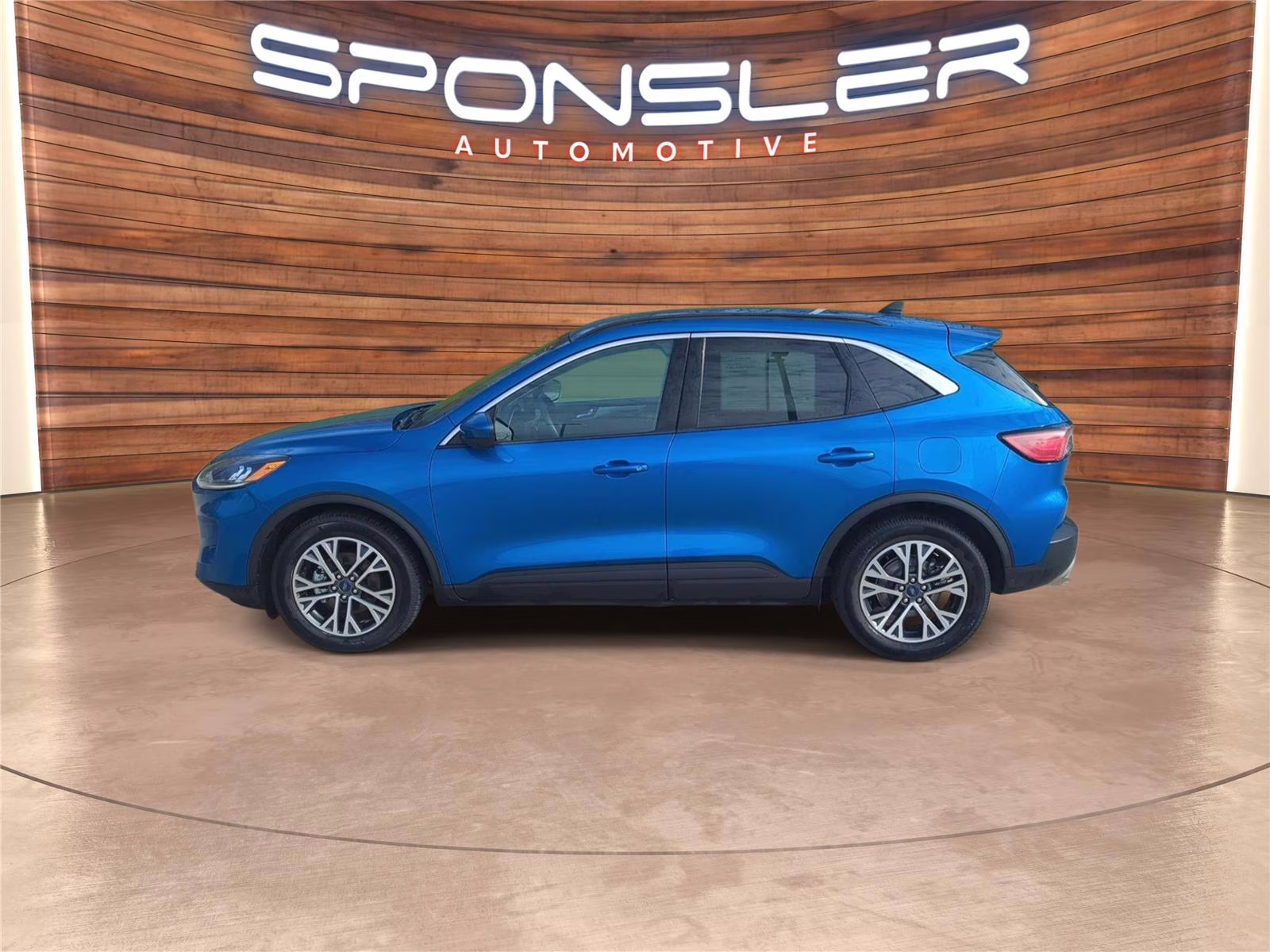 2020 Velocity Blue Ford Escape SEL FWD SUV