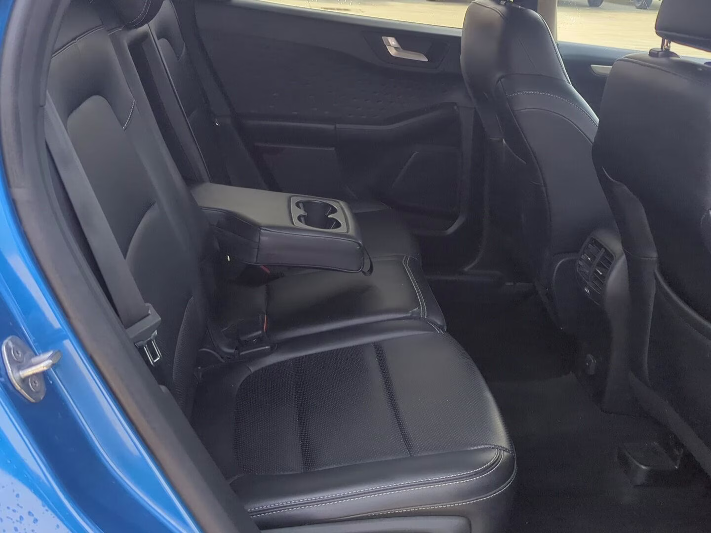 2020 Velocity Blue Ford Escape SEL FWD SUV
