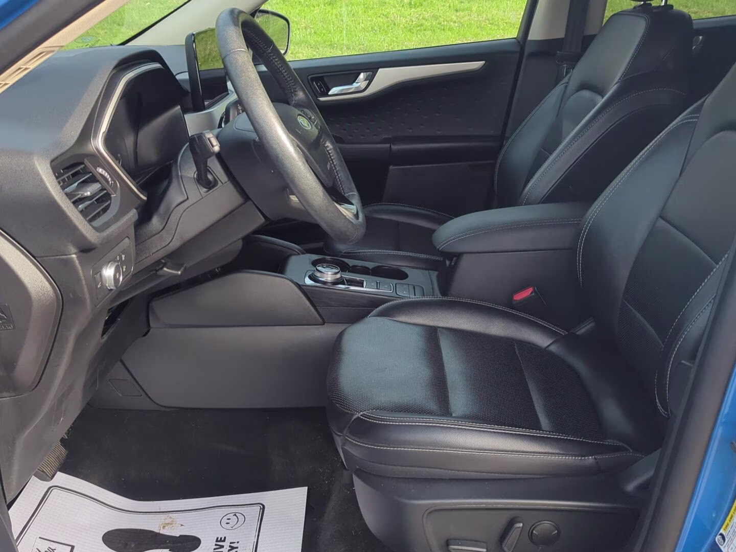 2020 Velocity Blue Ford Escape SEL FWD SUV