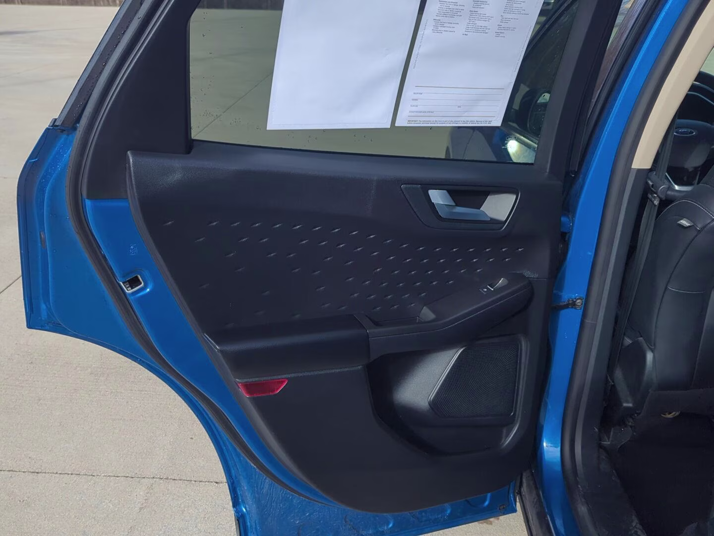 2020 Velocity Blue Ford Escape SEL FWD SUV