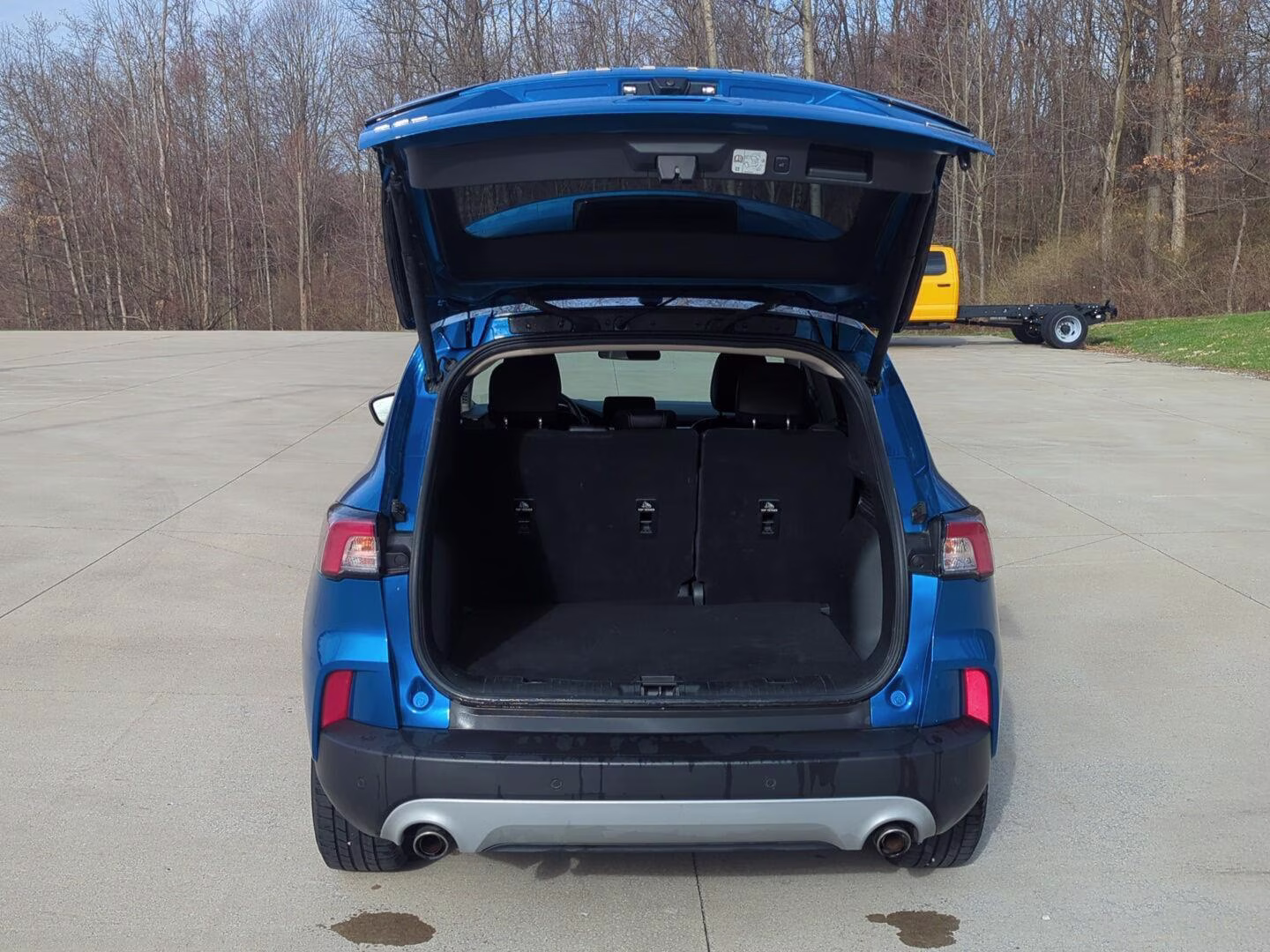 2020 Velocity Blue Ford Escape SEL FWD SUV