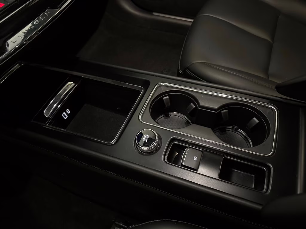 2025 Black Metallic Lincoln Corsair Premiere AWD SUV