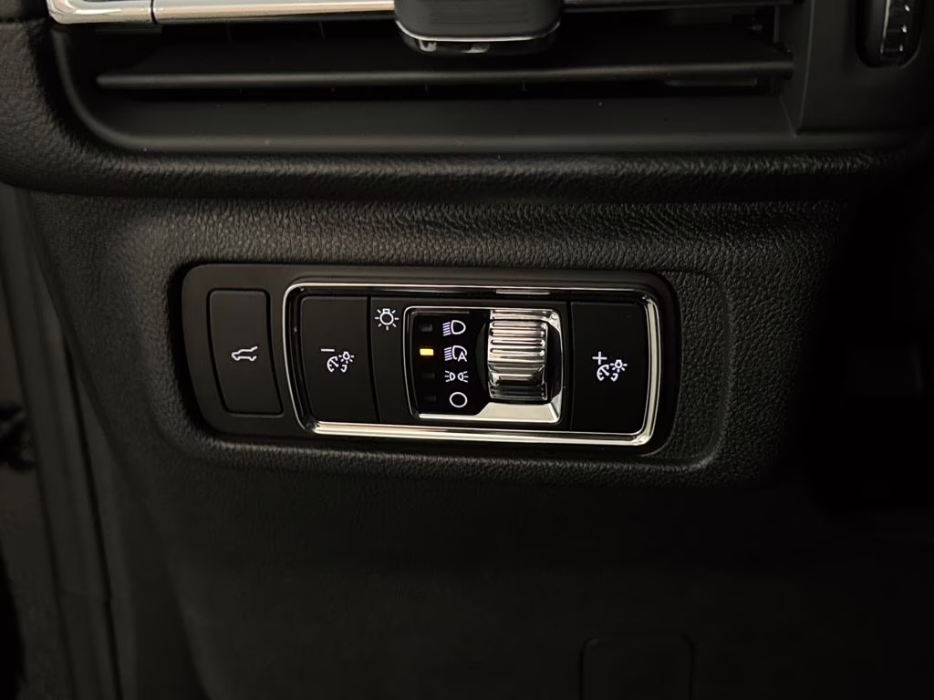 2025 Black Metallic Lincoln Corsair Premiere AWD SUV