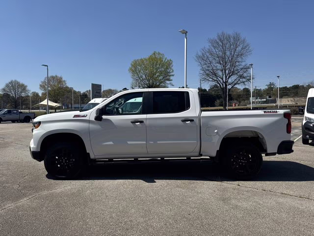 2023 Summit White Chevrolet Silverado 1500 Custom Trail Boss 4X4 Truck