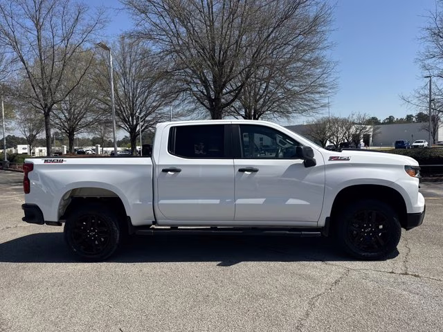 2023 Summit White Chevrolet Silverado 1500 Custom Trail Boss 4X4 Truck