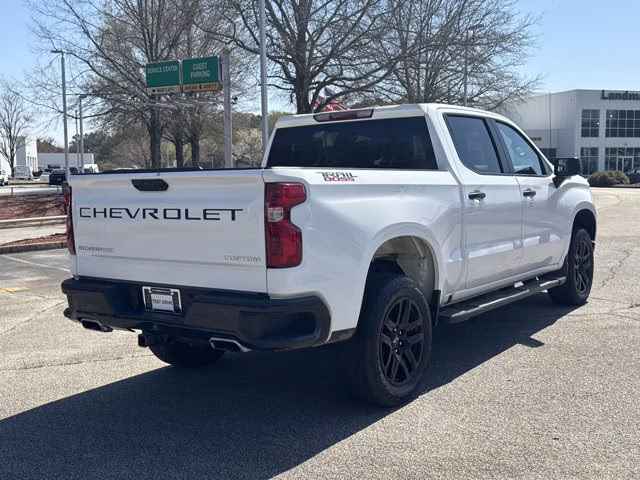 2023 Summit White Chevrolet Silverado 1500 Custom Trail Boss 4X4 Truck