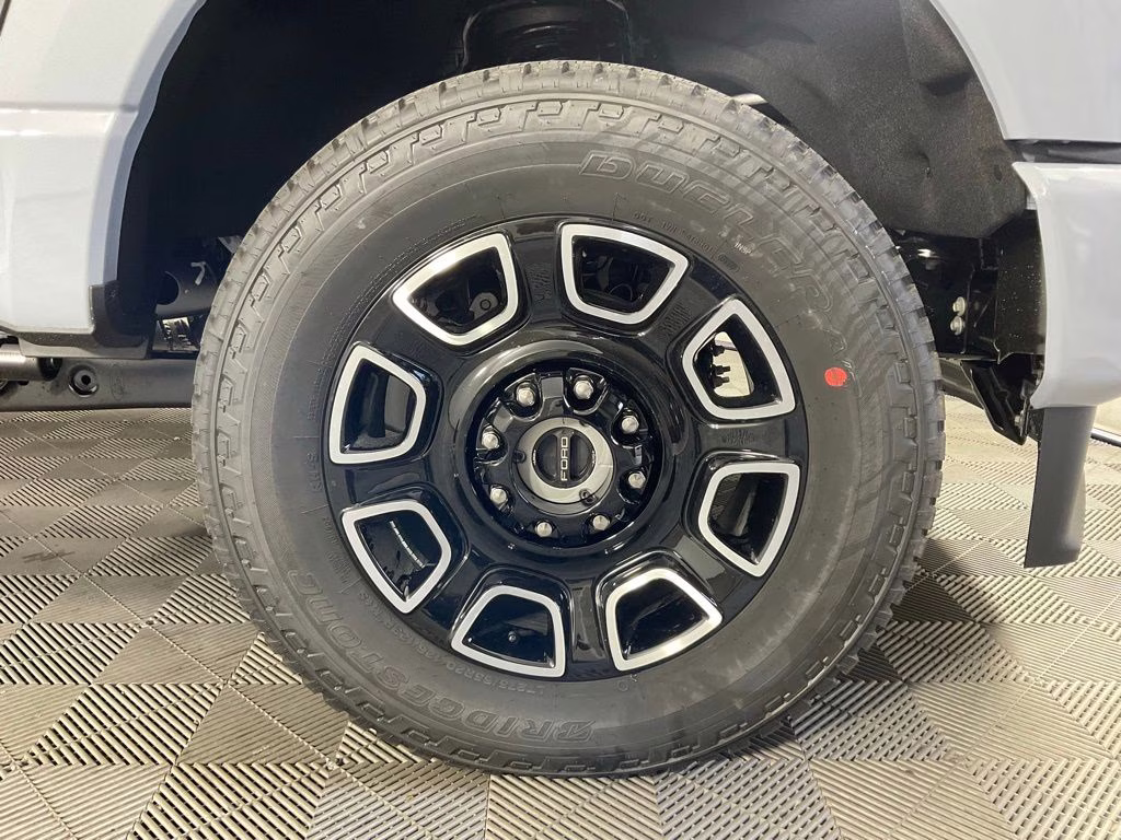 2026 Gray Ford Super Duty F-250 SRW Platinum 4X4 Truck