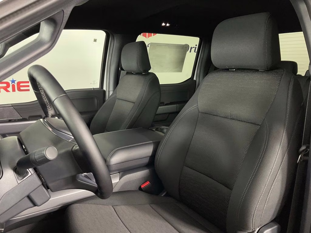 2026 Avalanche Ford F-150 XLT RWD Truck