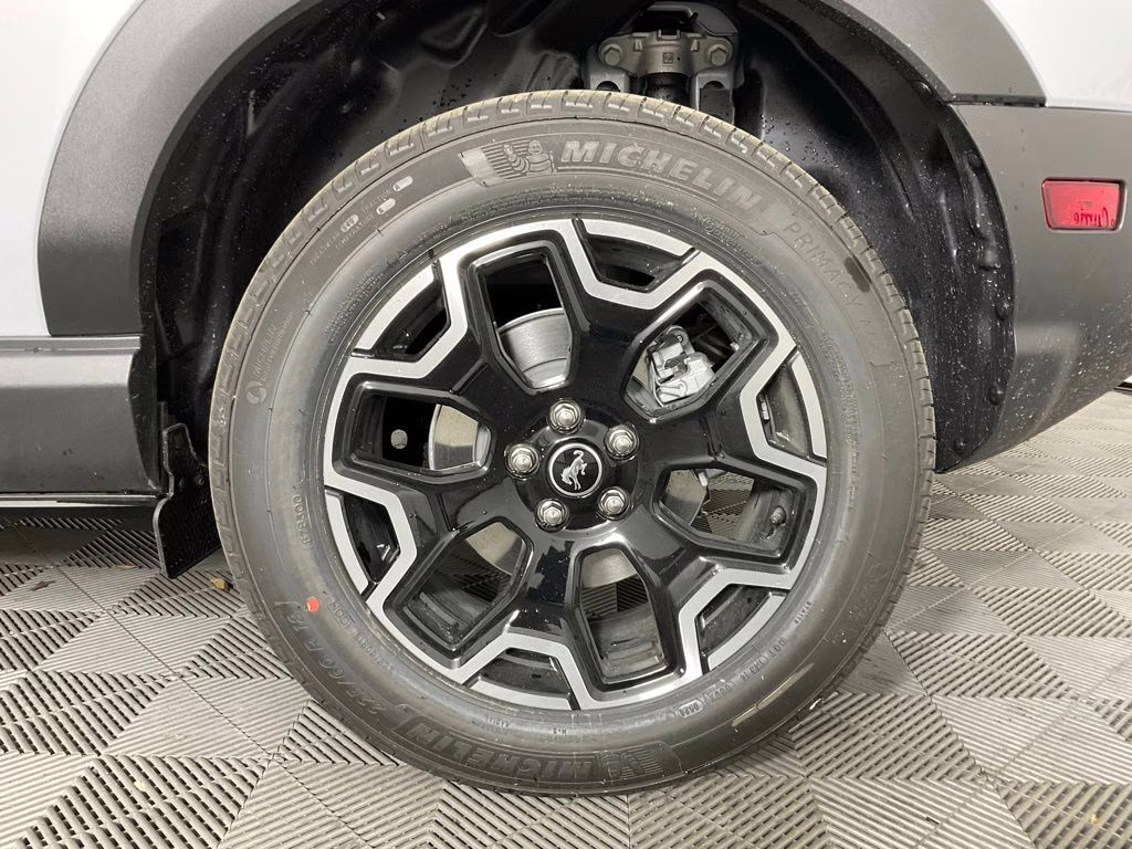 2026 White Ford Bronco Sport Outer Banks 4X4 SUV