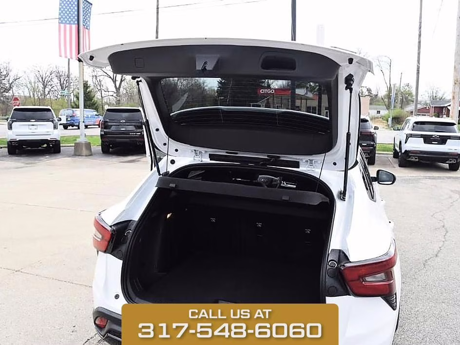 2026 Summit White Chevrolet Trax 2RS FWD SUV