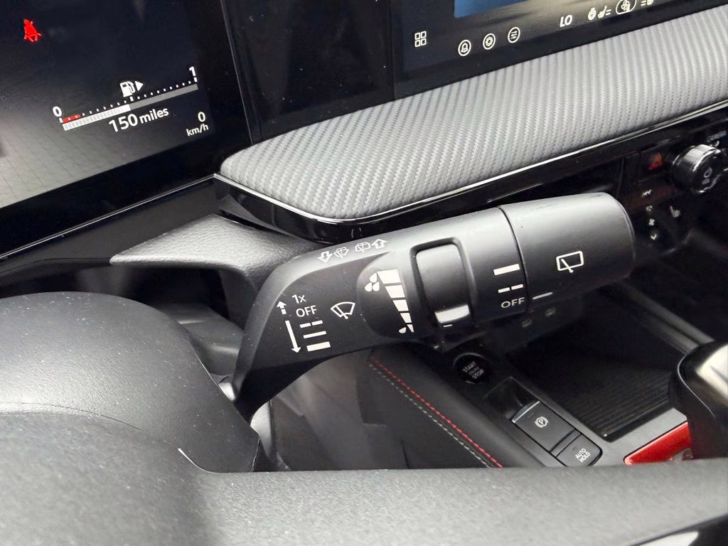 2026 Canyon Bronze Metallic Nissan Kicks SR AWD SUV