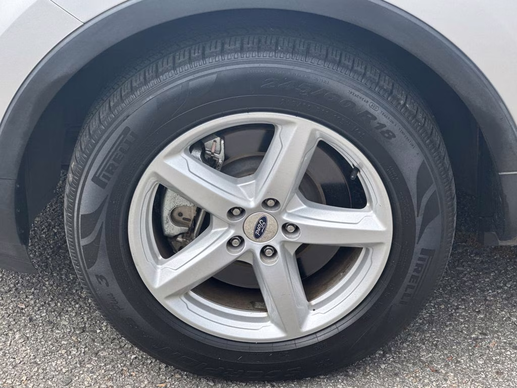 2019 Ingot Silver Ford Explorer XLT FWD SUV