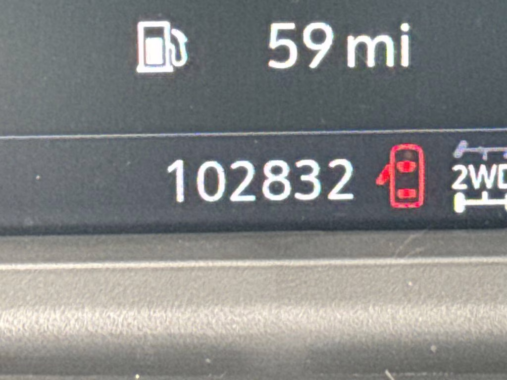 2021 Shadow Gray Metallic Chevrolet Silverado 1500 LT Trail Boss 4X4 Truck