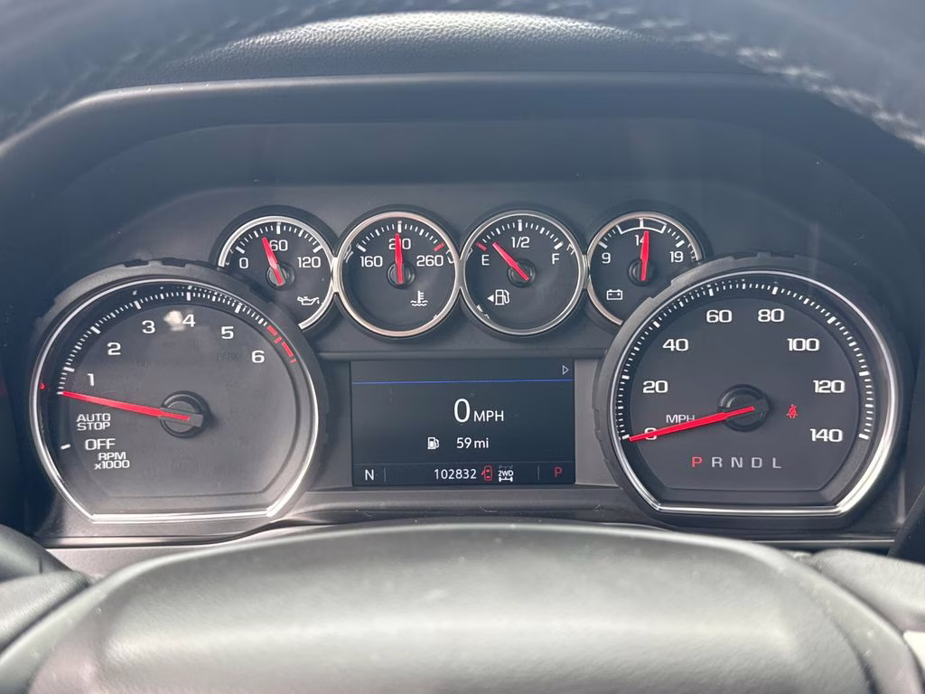 2021 Shadow Gray Metallic Chevrolet Silverado 1500 LT Trail Boss 4X4 Truck