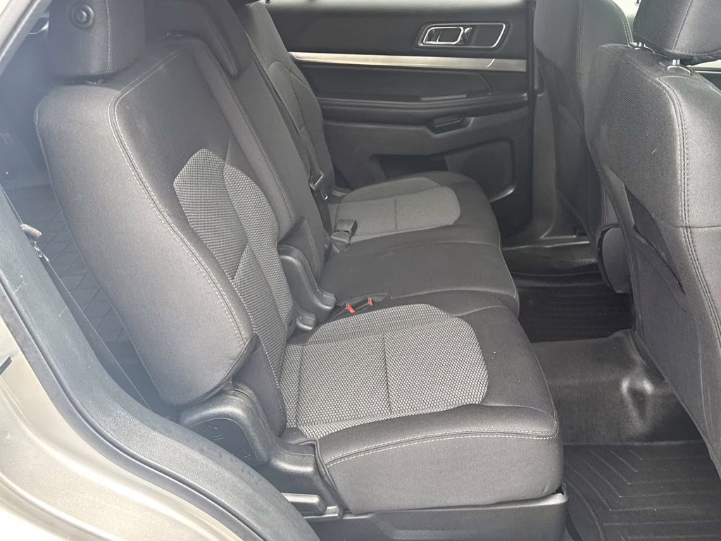 2019 Ingot Silver Ford Explorer XLT FWD SUV