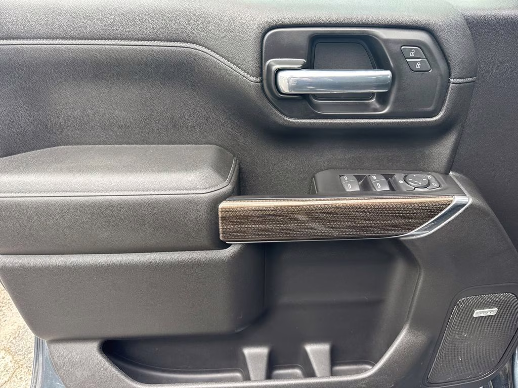 2021 Shadow Gray Metallic Chevrolet Silverado 1500 LT Trail Boss 4X4 Truck