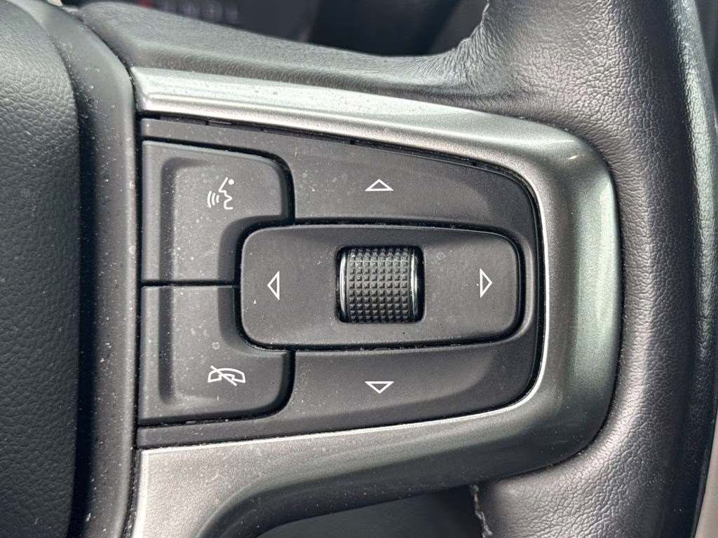 2021 Shadow Gray Metallic Chevrolet Silverado 1500 LT Trail Boss 4X4 Truck