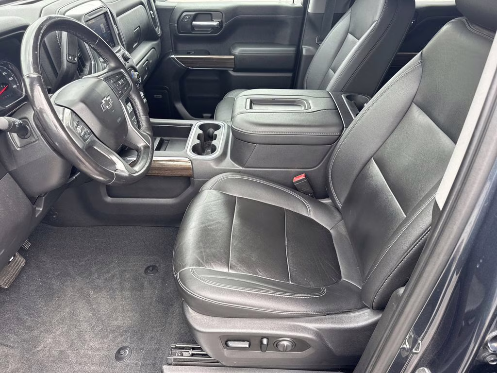 2021 Shadow Gray Metallic Chevrolet Silverado 1500 LT Trail Boss 4X4 Truck