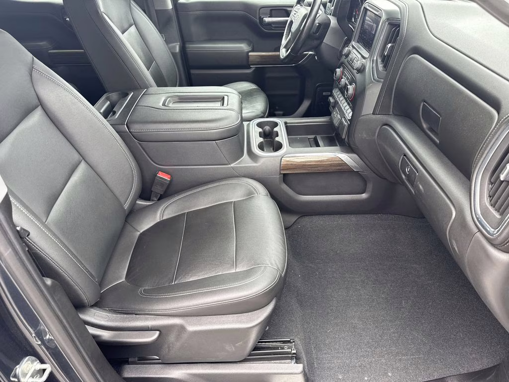 2021 Shadow Gray Metallic Chevrolet Silverado 1500 LT Trail Boss 4X4 Truck