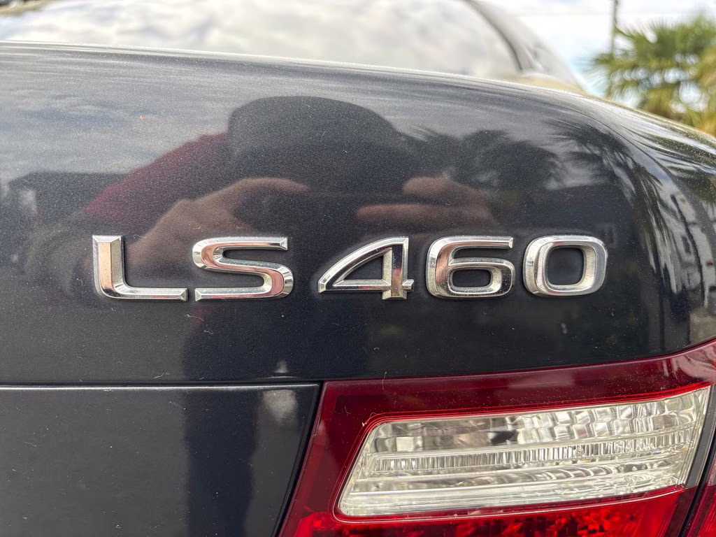 2007 Lexus LS 460 RWD Sedan