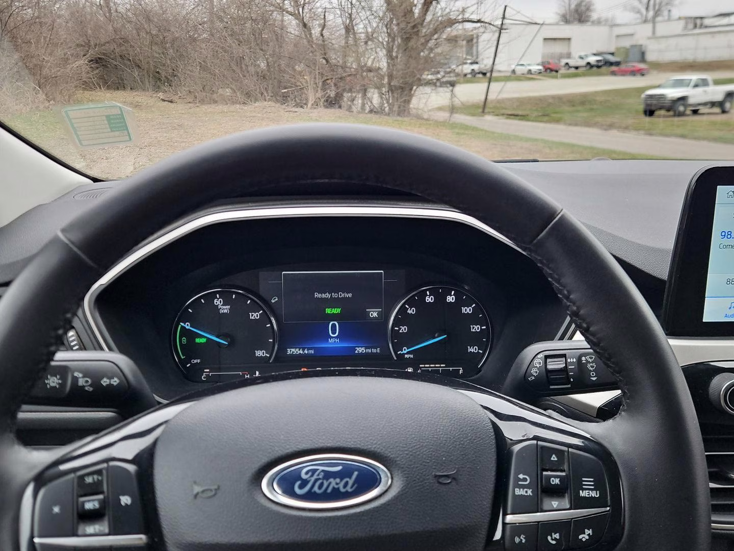 2022 Iconic Silver Ford Escape SE Hybrid AWD SUV