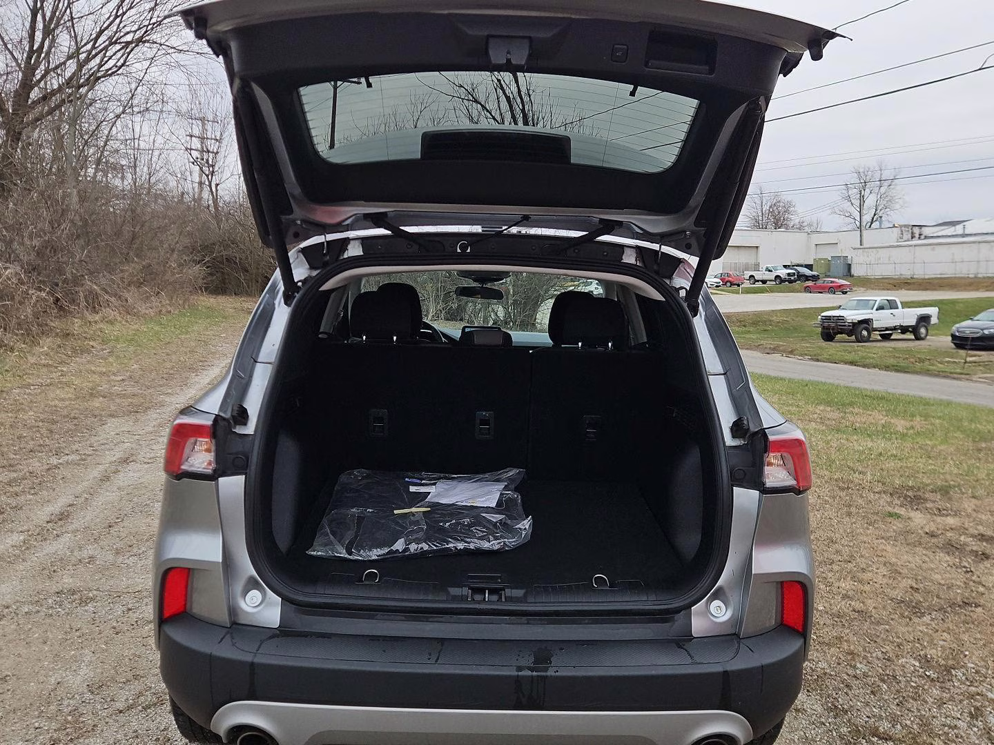 2022 Iconic Silver Ford Escape SE Hybrid AWD SUV