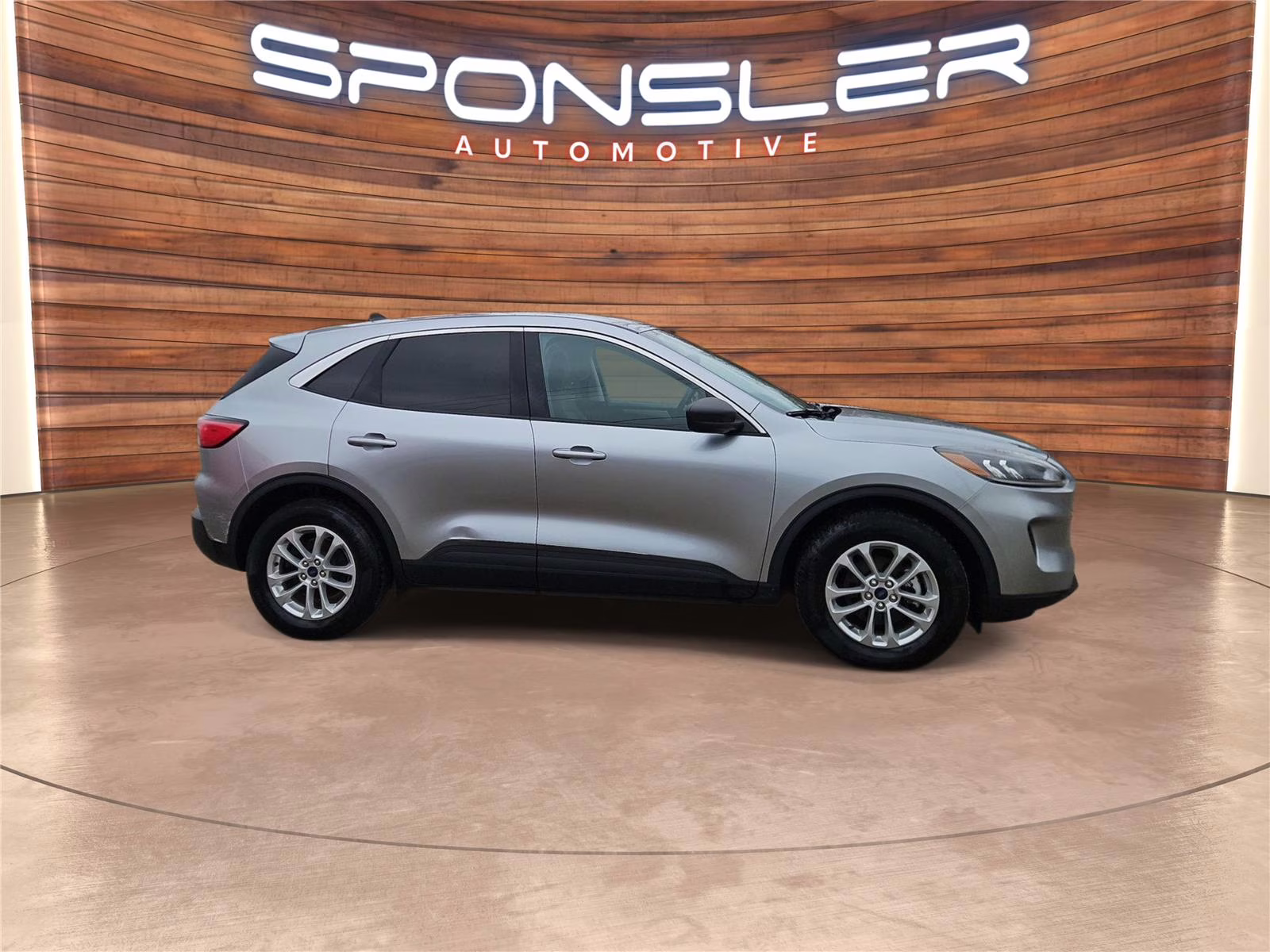 2022 Iconic Silver Ford Escape SE Hybrid AWD SUV