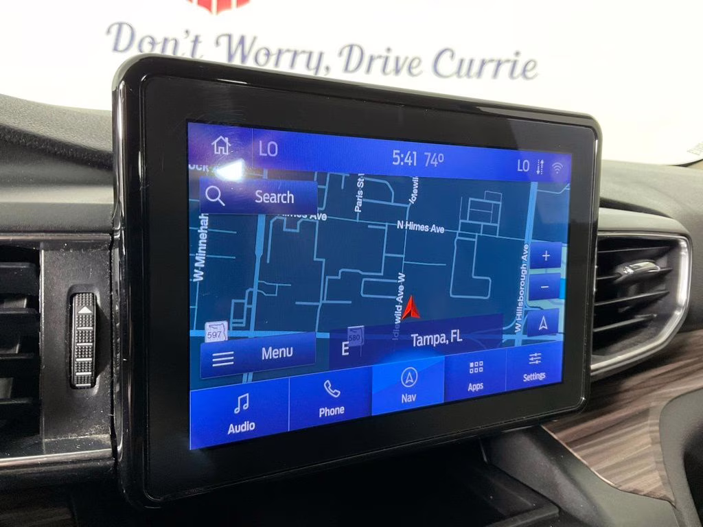 2020 Oxford White Ford Explorer Limited RWD SUV