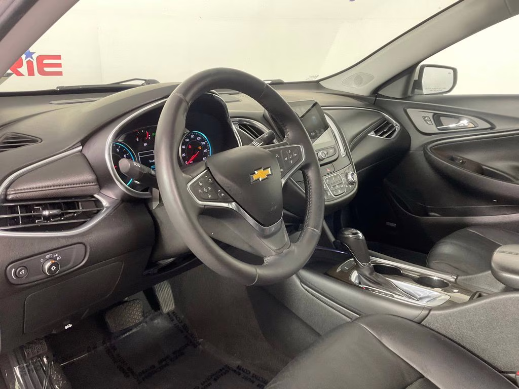 2018 Pearl Chevrolet Malibu Premier FWD Sedan