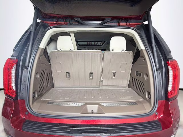 2023 Volcanic Red GMC Yukon Denali 4X4 SUV