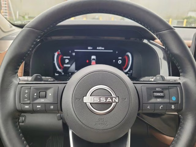 2025 Super Black Nissan Pathfinder Platinum FWD SUV