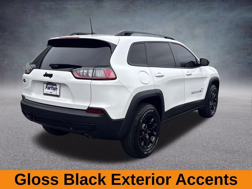 2022 Bright White Clearcoat Jeep Cherokee X 4X4 SUV