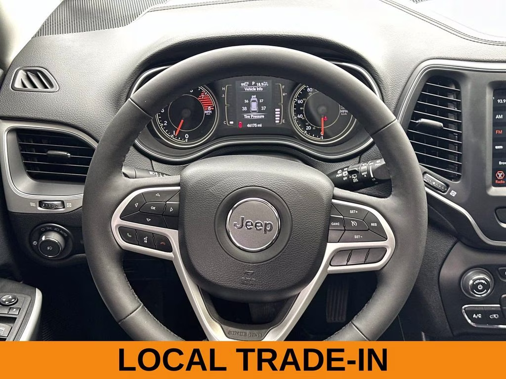2022 Bright White Clearcoat Jeep Cherokee X 4X4 SUV