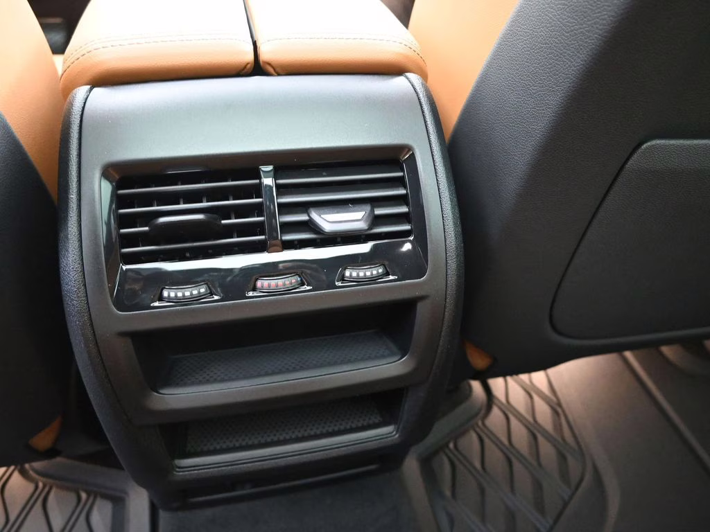 2026 Black Sapphire Metallic BMW X5 sDrive40i RWD SUV