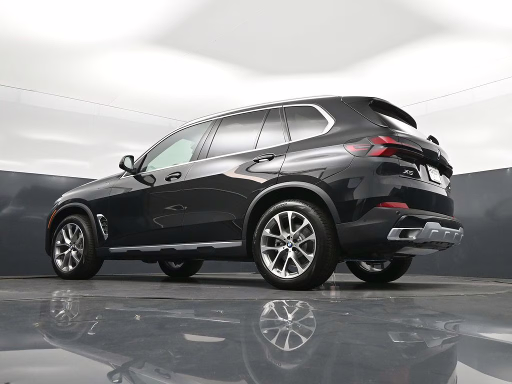 2026 Black Sapphire Metallic BMW X5 sDrive40i RWD SUV