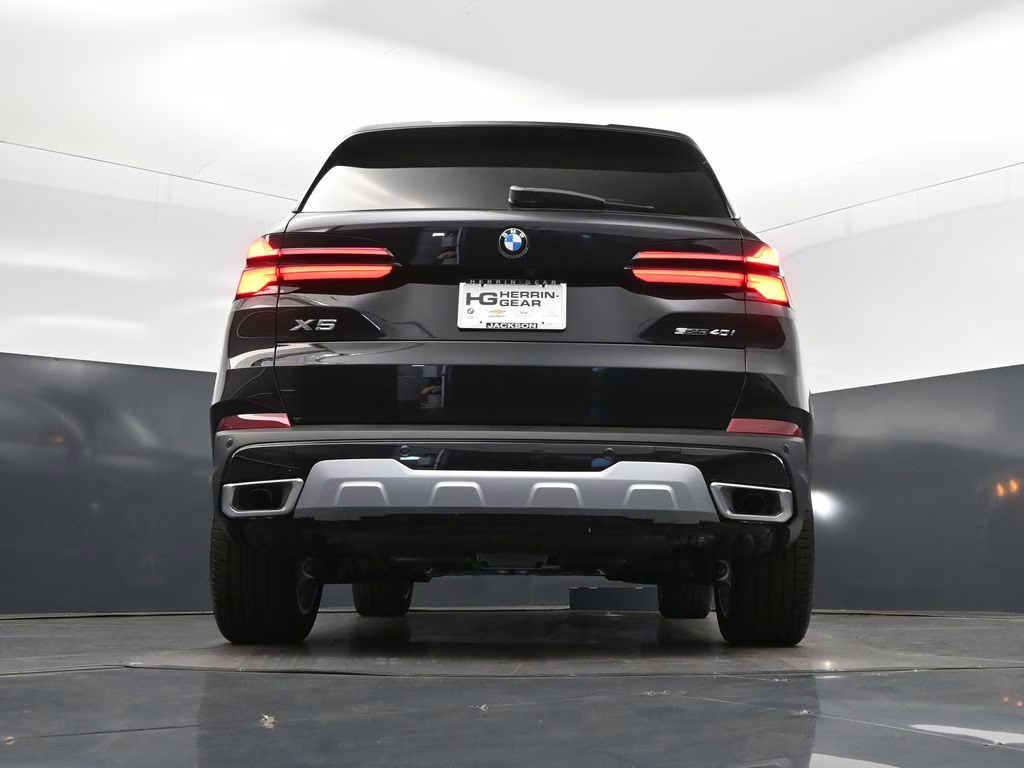 2026 Black Sapphire Metallic BMW X5 sDrive40i RWD SUV