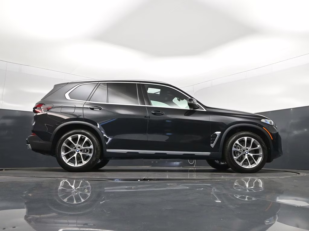2026 Black Sapphire Metallic BMW X5 sDrive40i RWD SUV