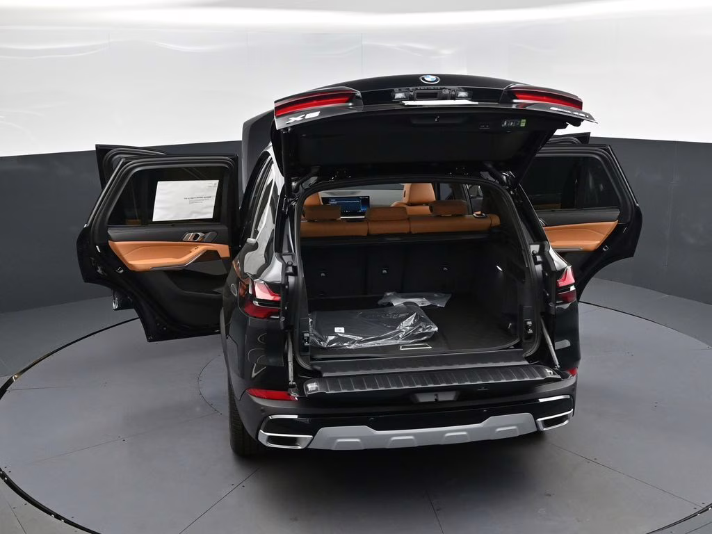 2026 Black Sapphire Metallic BMW X5 sDrive40i RWD SUV